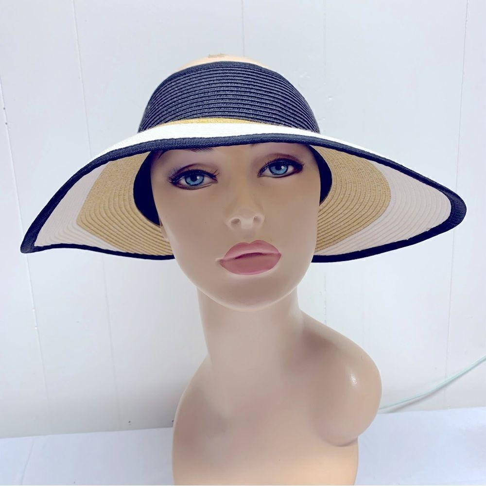 NWOT Callaway Golf Hat Wide Brim Visor Adjustable OSFA & Packable Gorgeous